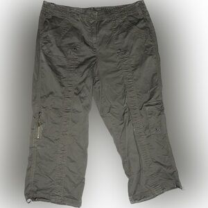 Olive Cargo Capris
